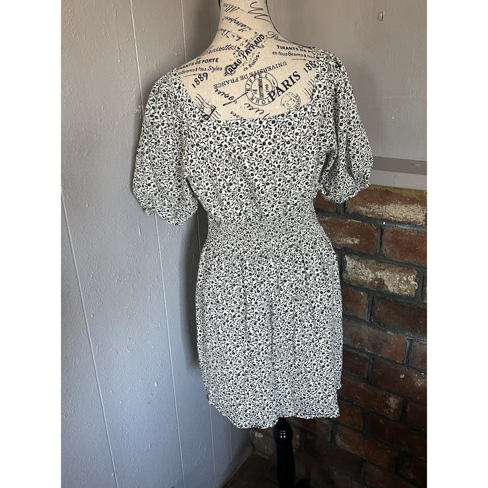 Women Old Navy Floral Dress M Boho Chic Beach Spring Summer Cottagecore Peasant